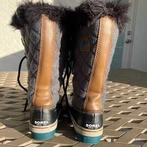Waterproof Sorel Black and Brown Winter Boots